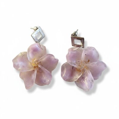 Lilac Resin Flower